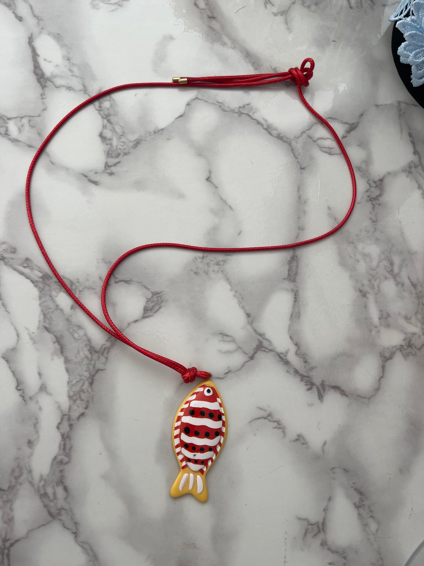 Collar Beach Red CRL08
