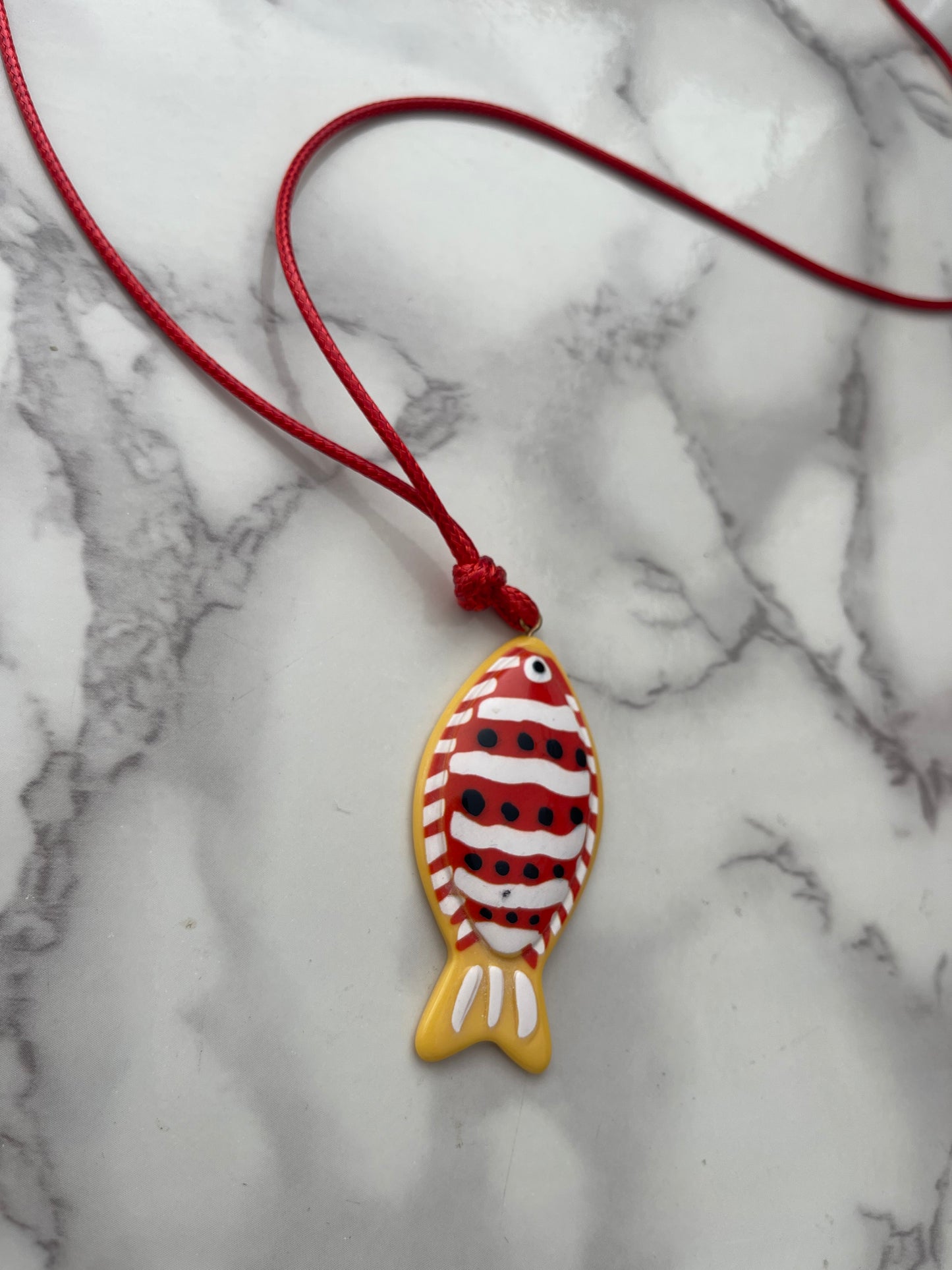 Collar Beach Red CRL08